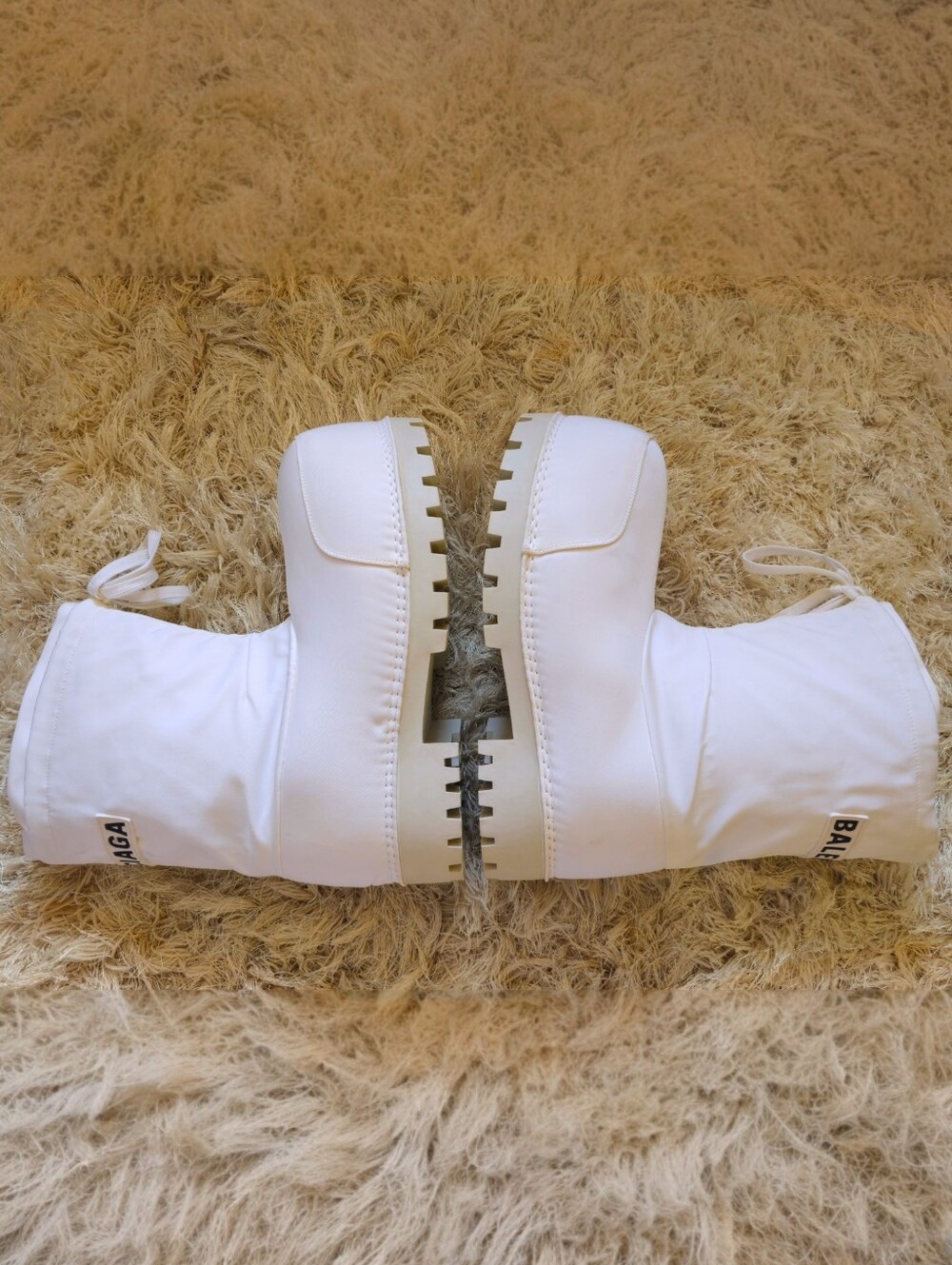 Balenciaga Alaska Boot White Mens Size 13 803768 W4SA1 9000